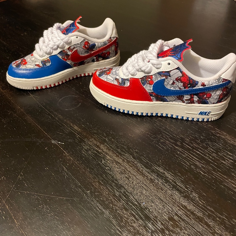 Spider-Man customized sneakers (Everything is customized and made to order)